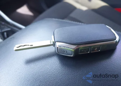 2021 Kia Sorento Lx z USA, uszkodzony, nr VIN 5XYRG4LC1MG041978